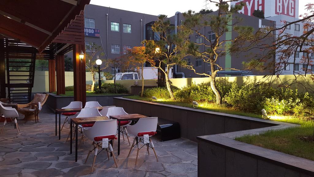סוואן I.Y Hotel מראה חיצוני תמונה