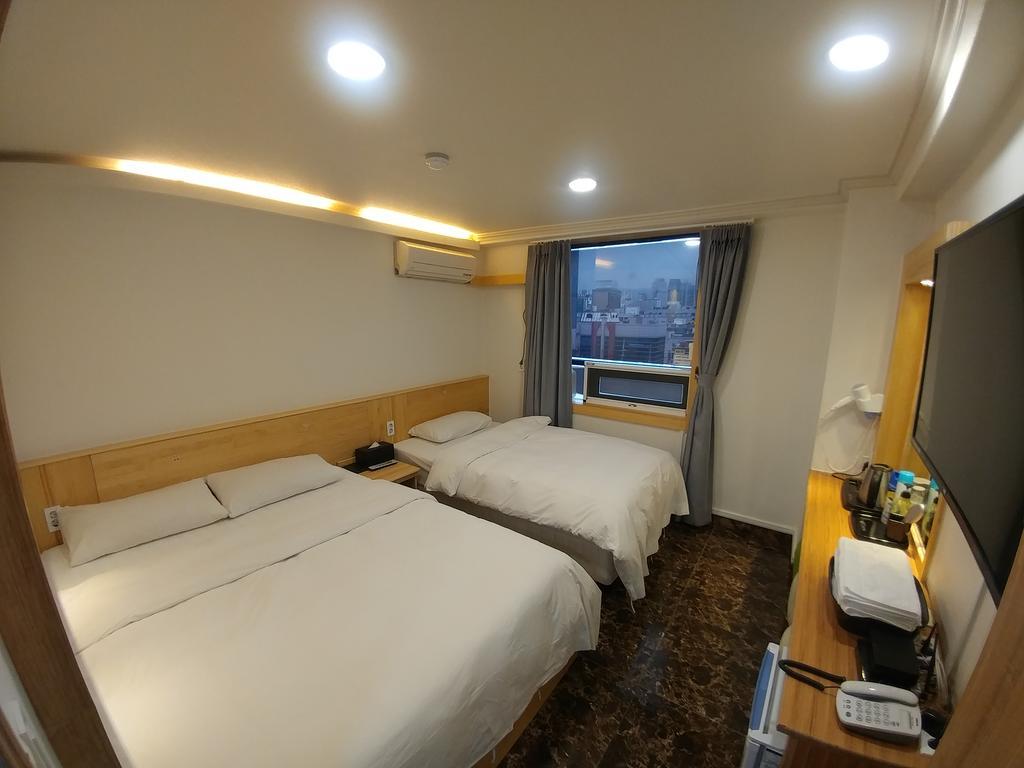 סוואן I.Y Hotel מראה חיצוני תמונה