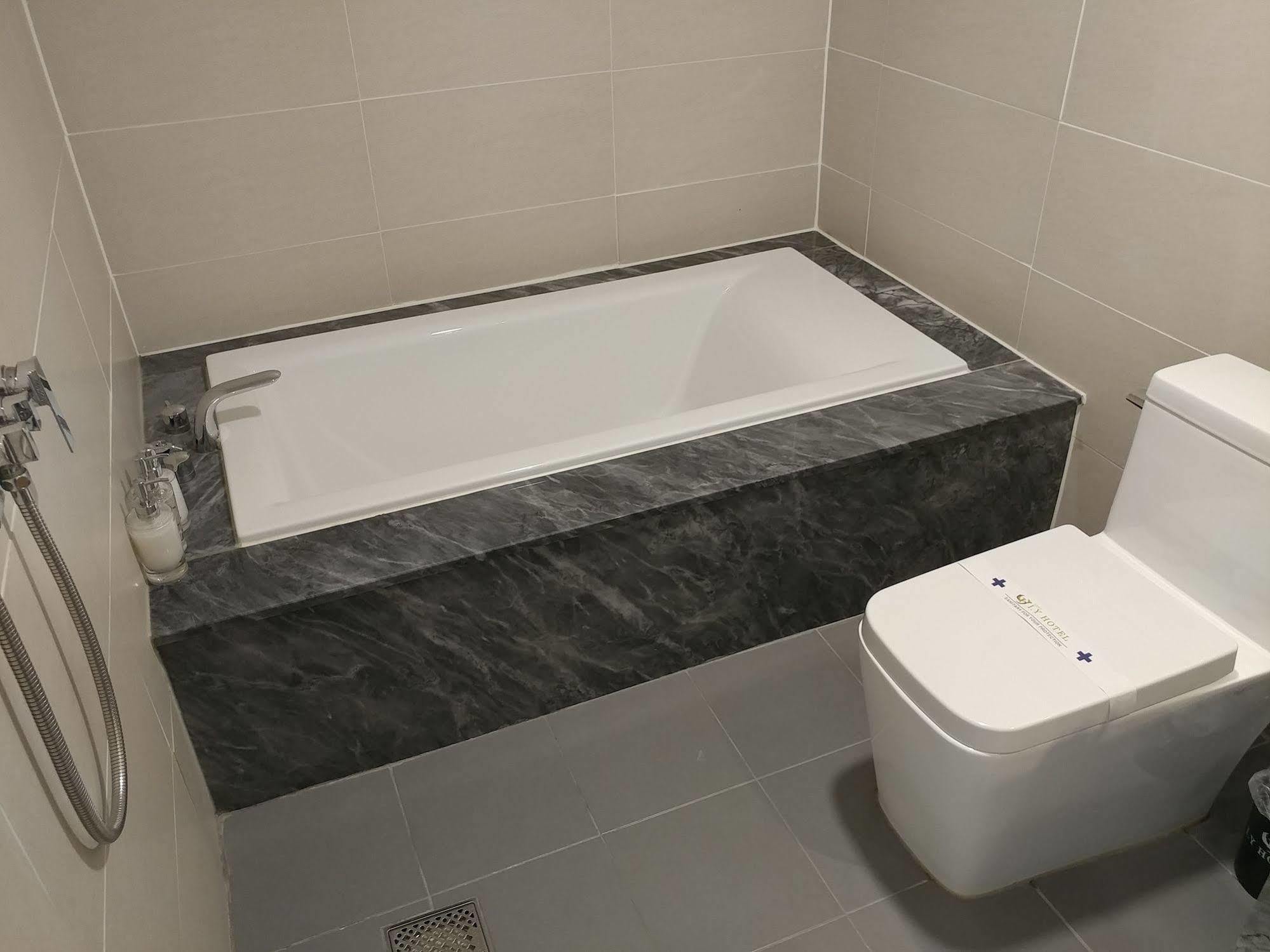 סוואן I.Y Hotel מראה חיצוני תמונה