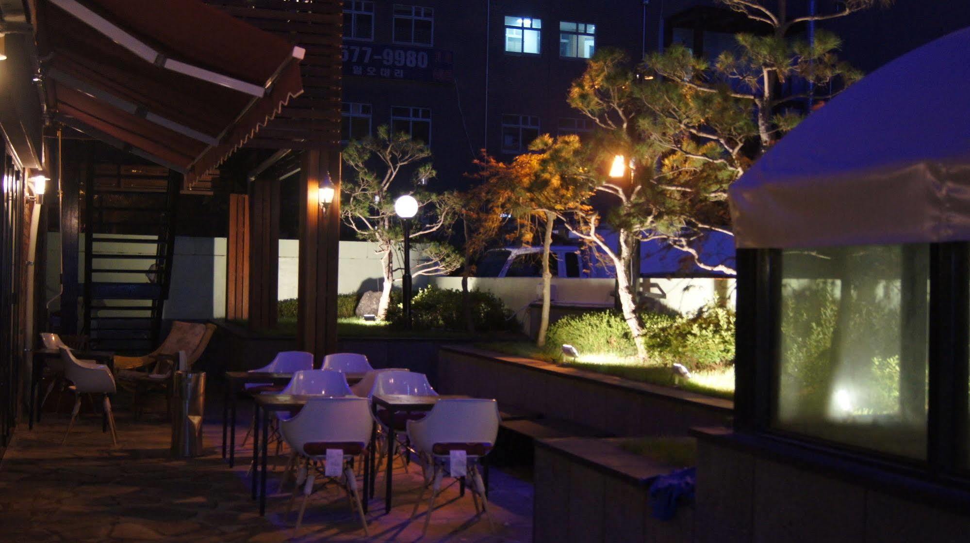 סוואן I.Y Hotel מראה חיצוני תמונה