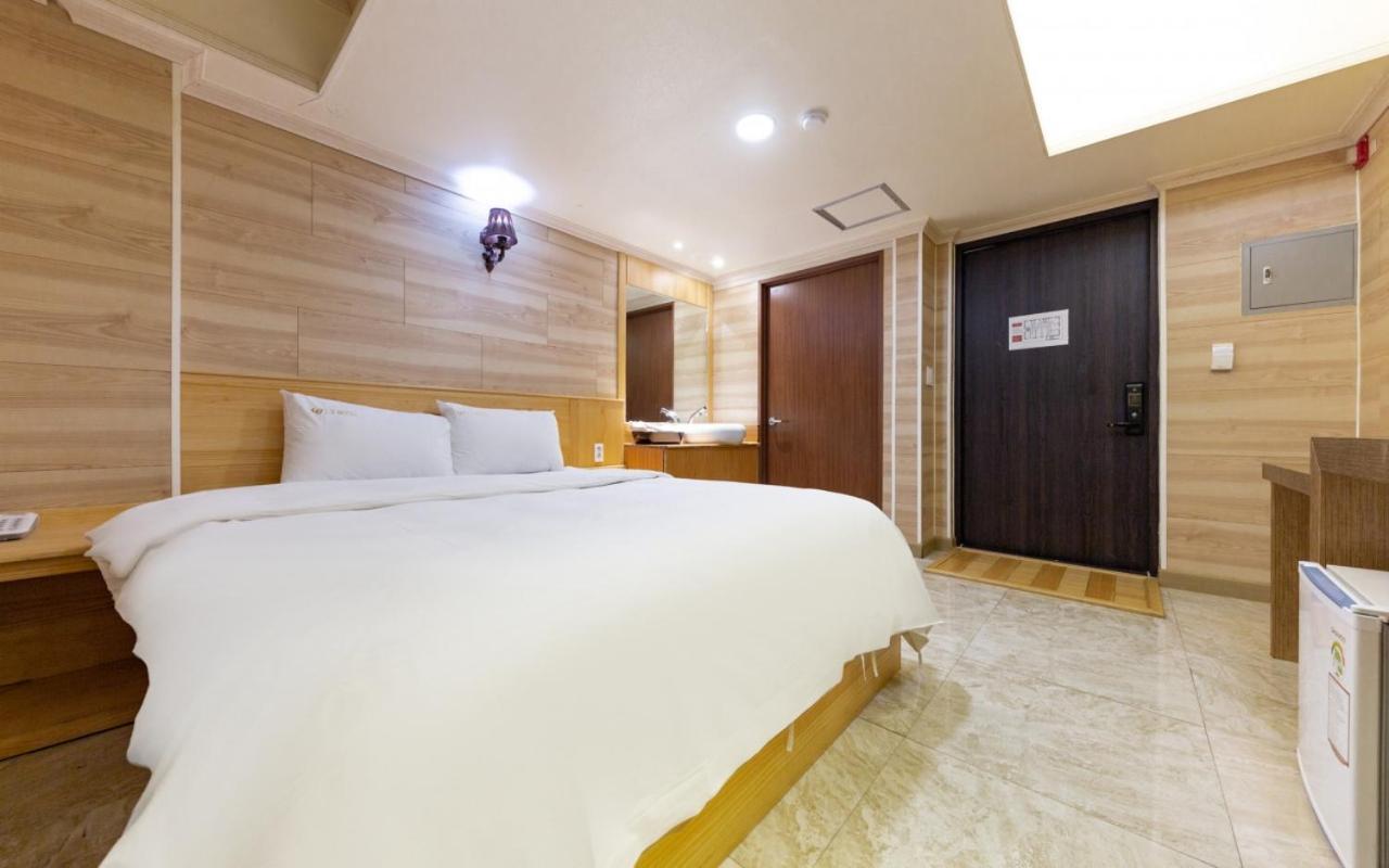 סוואן I.Y Hotel מראה חיצוני תמונה