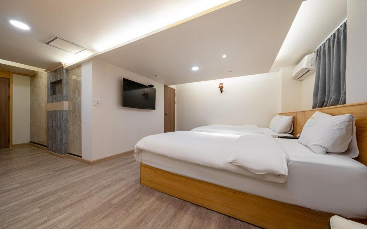 סוואן I.Y Hotel מראה חיצוני תמונה