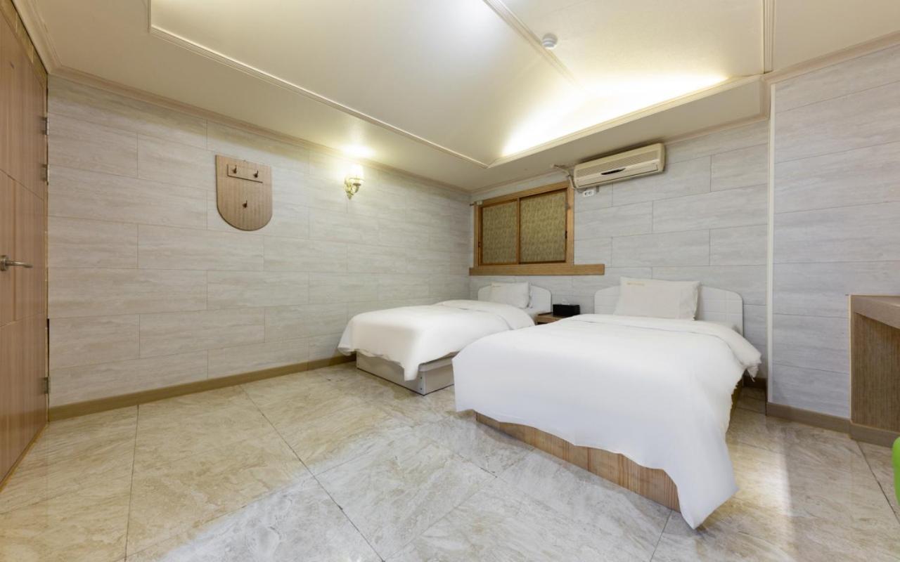 סוואן I.Y Hotel מראה חיצוני תמונה